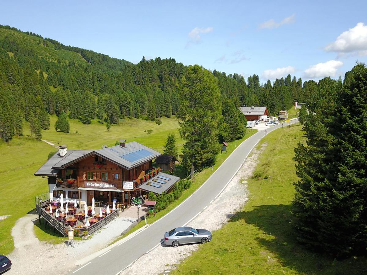 Hotel Edelweißhütte Villnöss Exterior foto